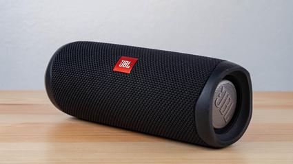 Major Difference Between JBL Flip 4 And 5 - Review